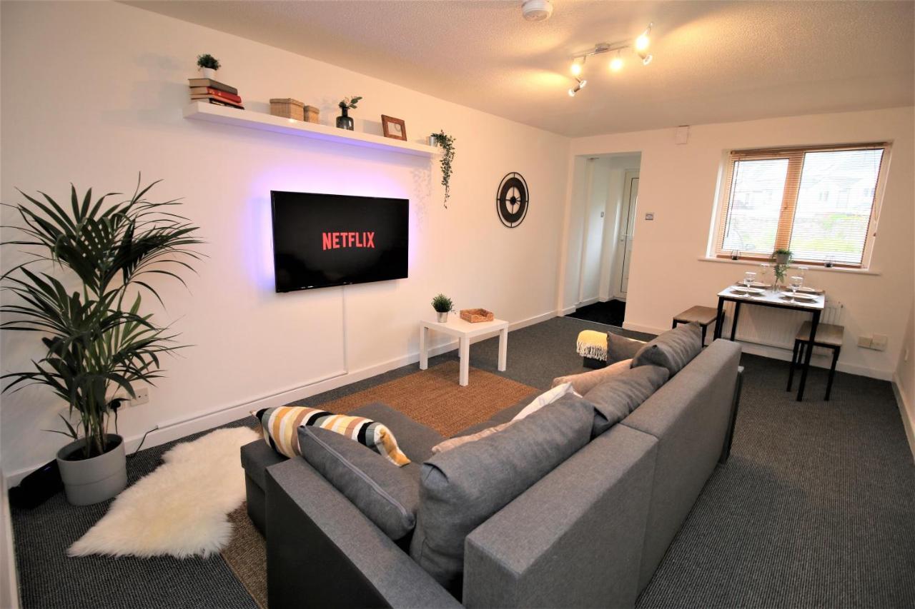 Thesiger Court Apartments - Free Private Parking - By Property Promise Cardiff Bagian luar foto