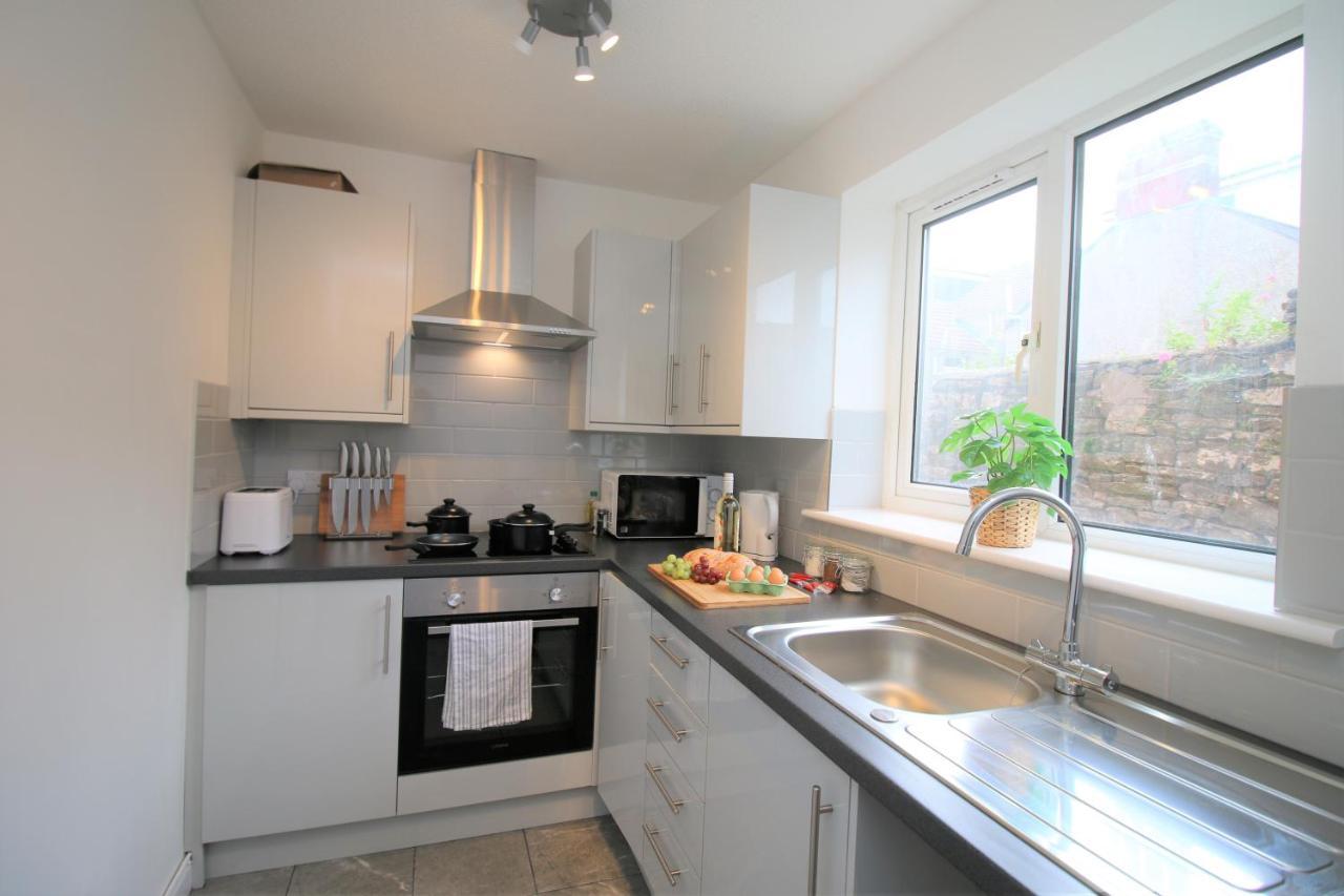 Thesiger Court Apartments - Free Private Parking - By Property Promise Cardiff Bagian luar foto