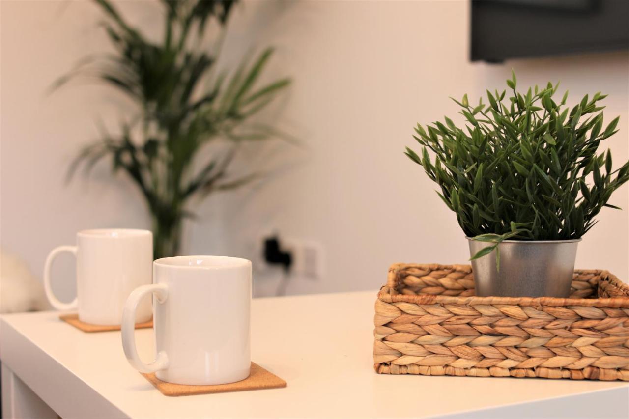 Thesiger Court Apartments - Free Private Parking - By Property Promise Cardiff Bagian luar foto