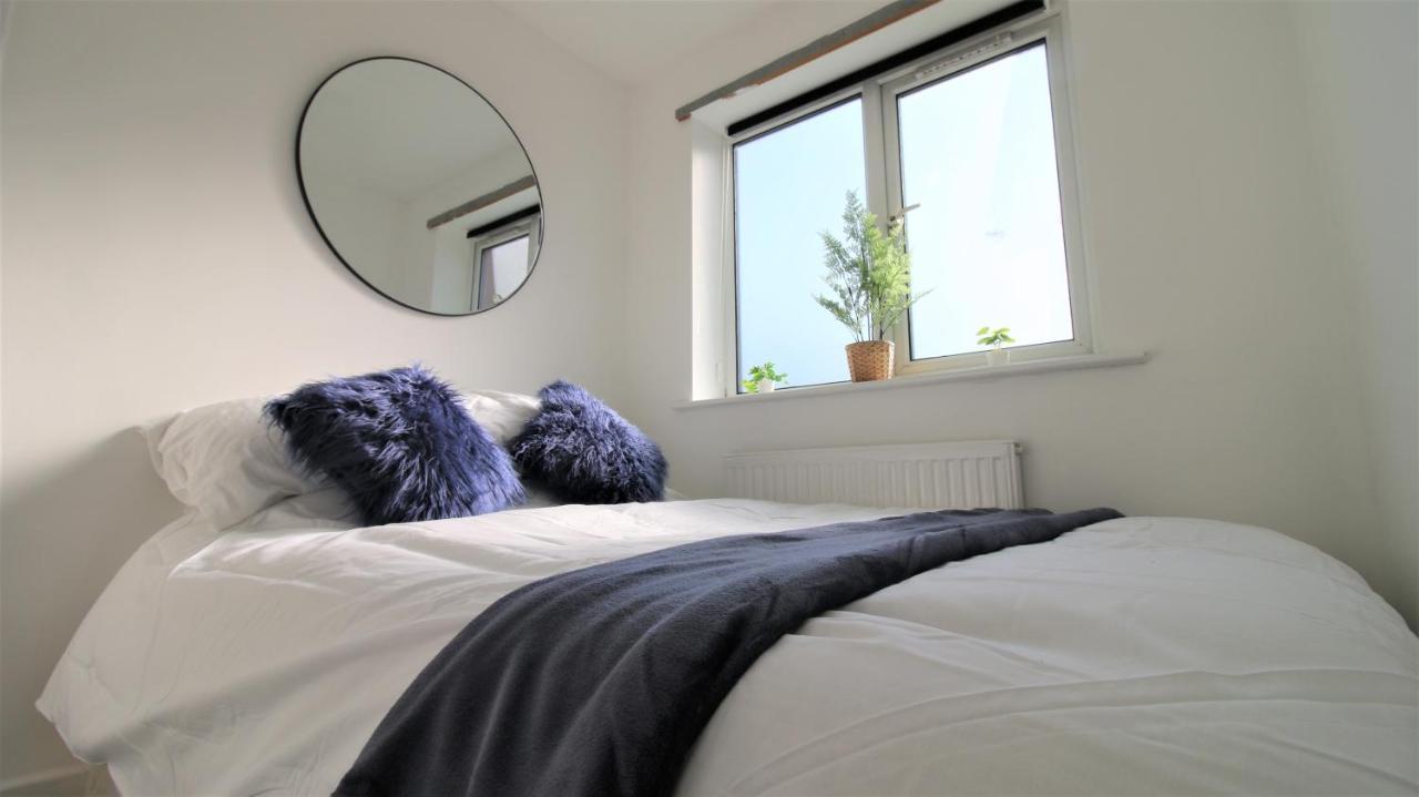 Thesiger Court Apartments - Free Private Parking - By Property Promise Cardiff Bagian luar foto