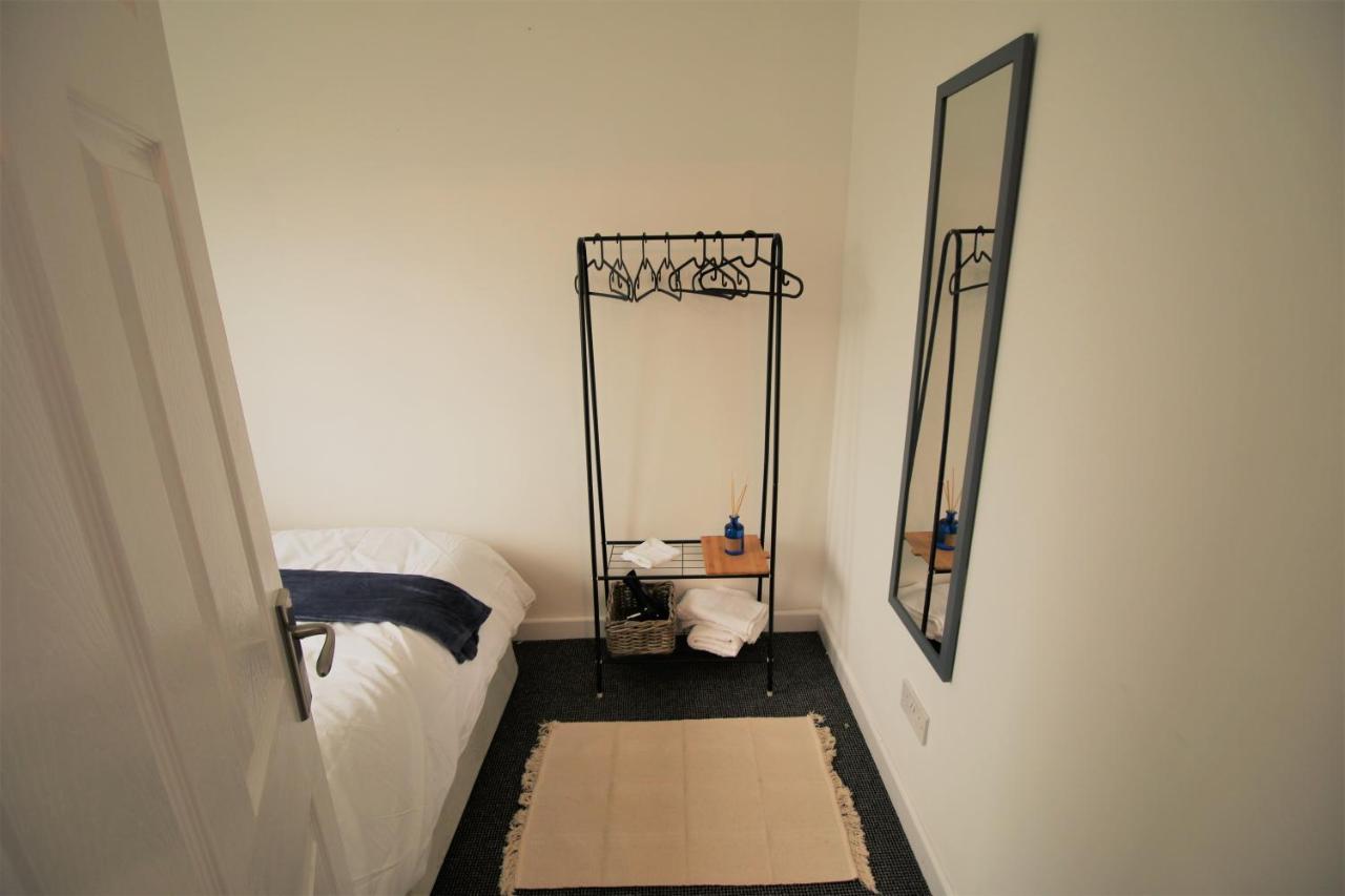 Thesiger Court Apartments - Free Private Parking - By Property Promise Cardiff Bagian luar foto