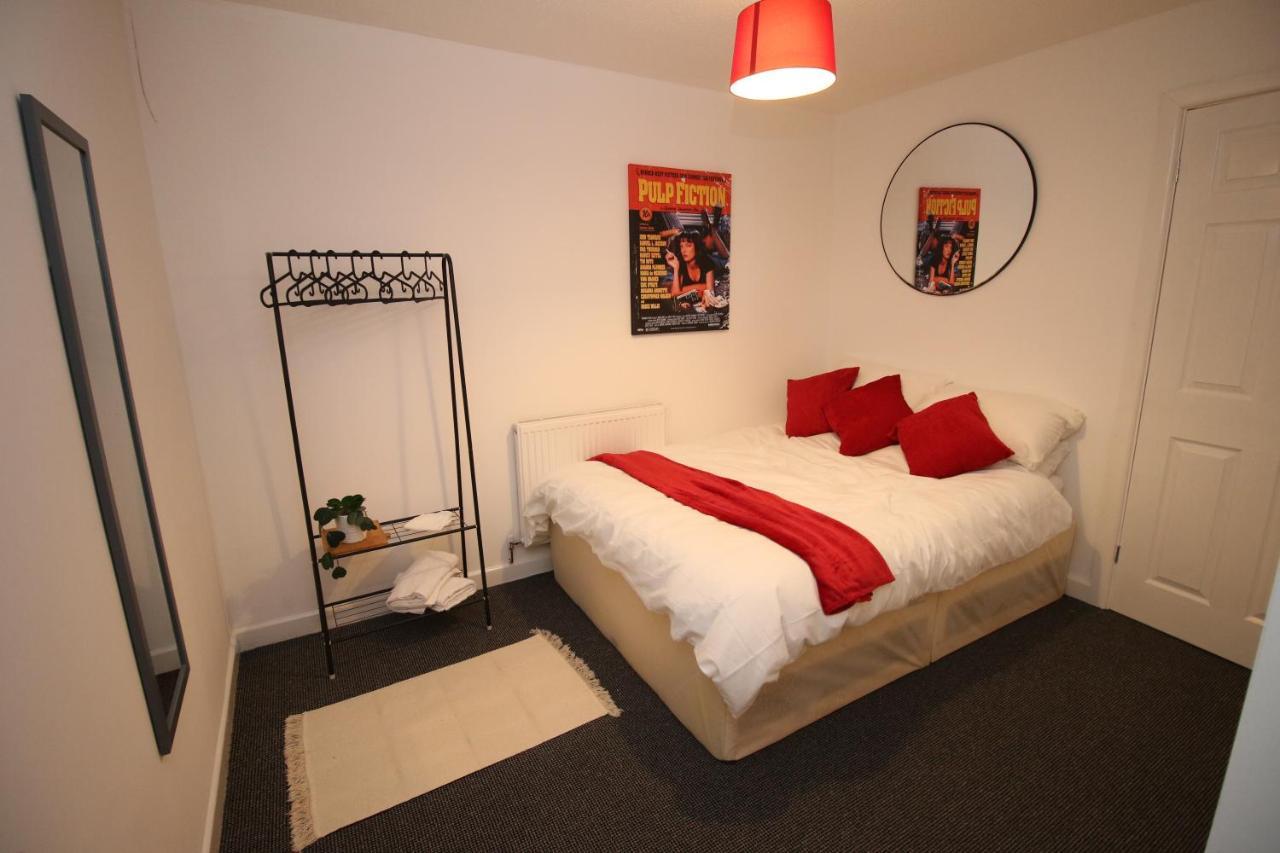 Thesiger Court Apartments - Free Private Parking - By Property Promise Cardiff Bagian luar foto